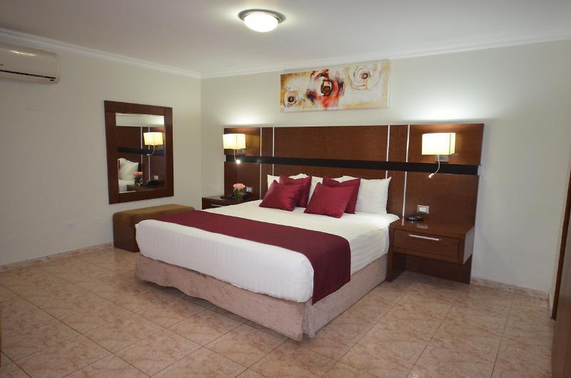 Hotel Coral Suites Panama City Exterior photo